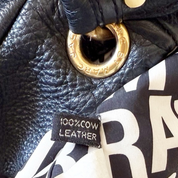 Marc By Marc Jacobs Bag Classic Q Hillier Pebbled Leather Hobo Minimalist Black - Picture 15 of 16